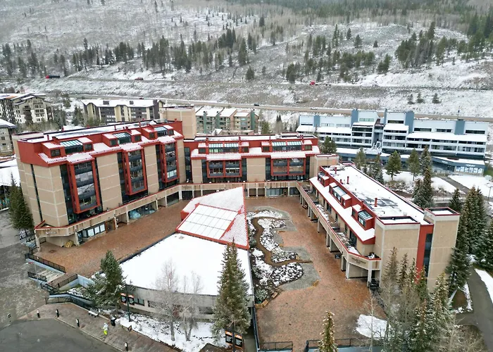 Apartment Vs438 Village Square *