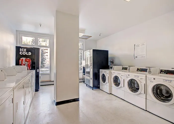 Vs438 Village Square Apartment